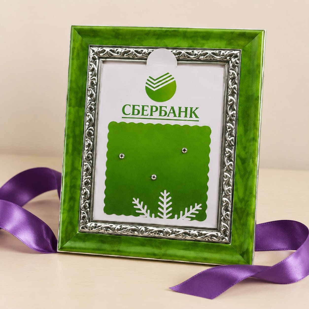 Фреймкард — фото или изображение продукта в багетной рамке, с текстом и звуком внутри